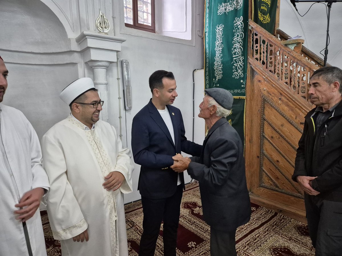 Sinanpaşa'da Geleneksel Bayramlaşma