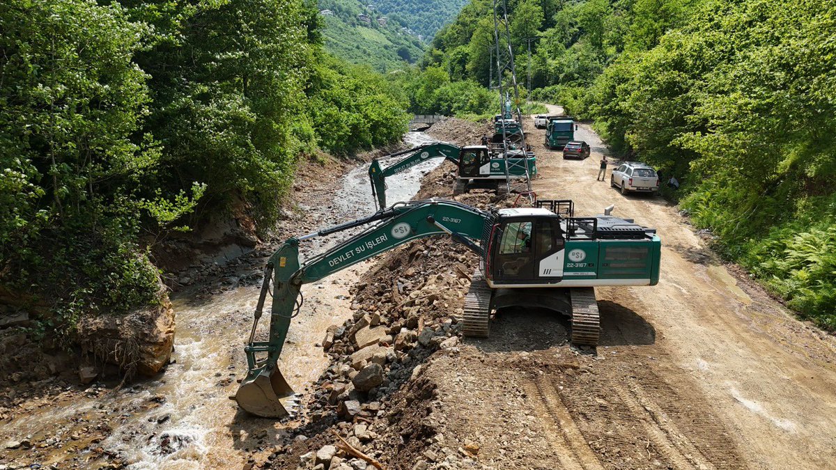 Trabzon'da Sağanak Yağışın Etkileriyle Mücadele Devam Ediyor