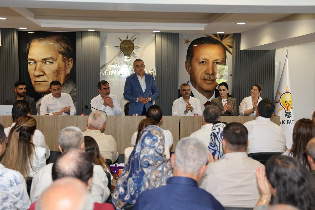 AK Parti Aydın Milletvekili Savaş, Bayramlaşma Programında Hemşehrileriyle Buluştu