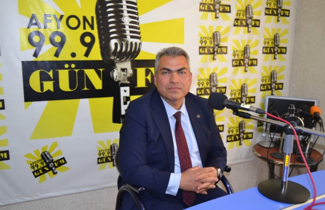 “Afyon basını bilinçli ve başarılı”