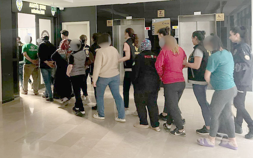 Afyon’da fuhuş operasyonu, 12 kadın kurtarıldı