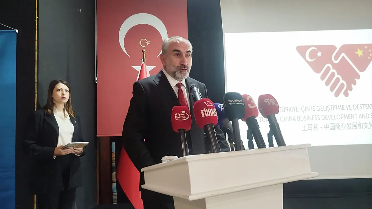 Türkiye-Azerbaycan İş Birliği Afyon'da Masaya Yatırıldı