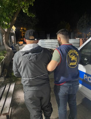 Afyonkarahisar Jandarmasından Başarılı Operasyon: 11 Yıl 4 Ay Hapis Cezalı Şahıs Isparta’da Yakalandı