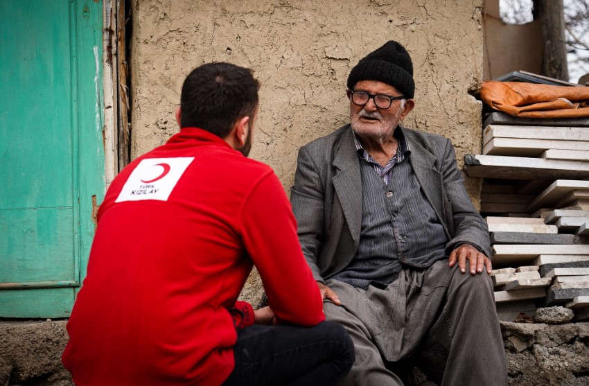 TÜRK KIZILAY 157. KURULUŞ YIL DÖNÜMÜNÜ KUTLUYOR