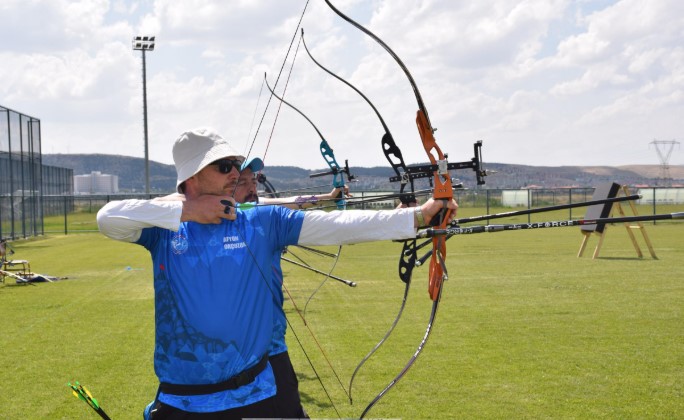 Okçuluk İl Seçmeleri Kocatepe Spor Kompleksi’nde Tamamlandı