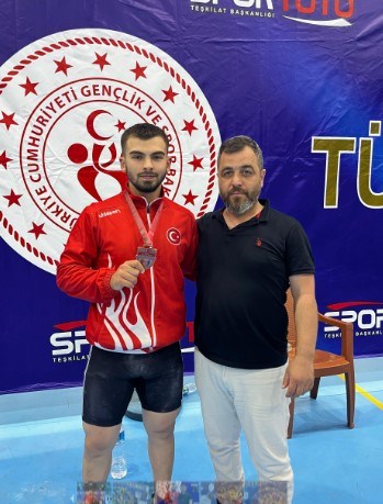 Afyon Gençlik Spor Kulübü, Türkiye Şampiyonası’nda Gururlandırdı