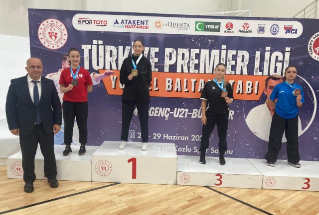 Afyonkarahisarlı Sporculardan Zonguldak’ta Büyük Başarı