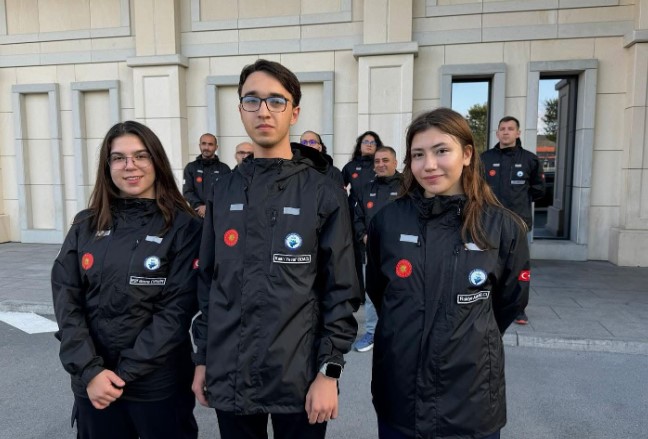 Afyonkarahisar Dumlupınar BİLSEM öğrencimiz Aslı KİLCİ Kuzey Kutbuna düzenlenen Bilim Seferine katılıyor