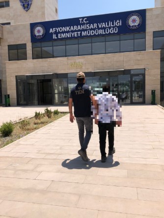 Afyonkarahisar’da DEAŞ ile İltisaklı Şüpheli Deport Edildi