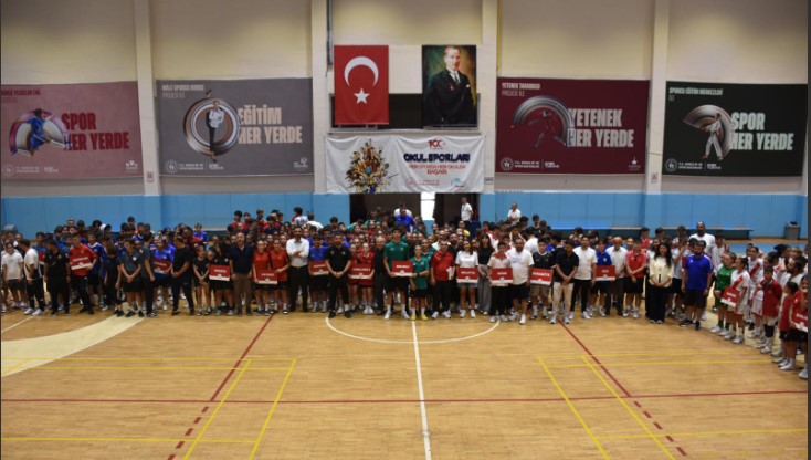 Defne Öykü Atılgan'dan Türkiye ikinciliği gururu