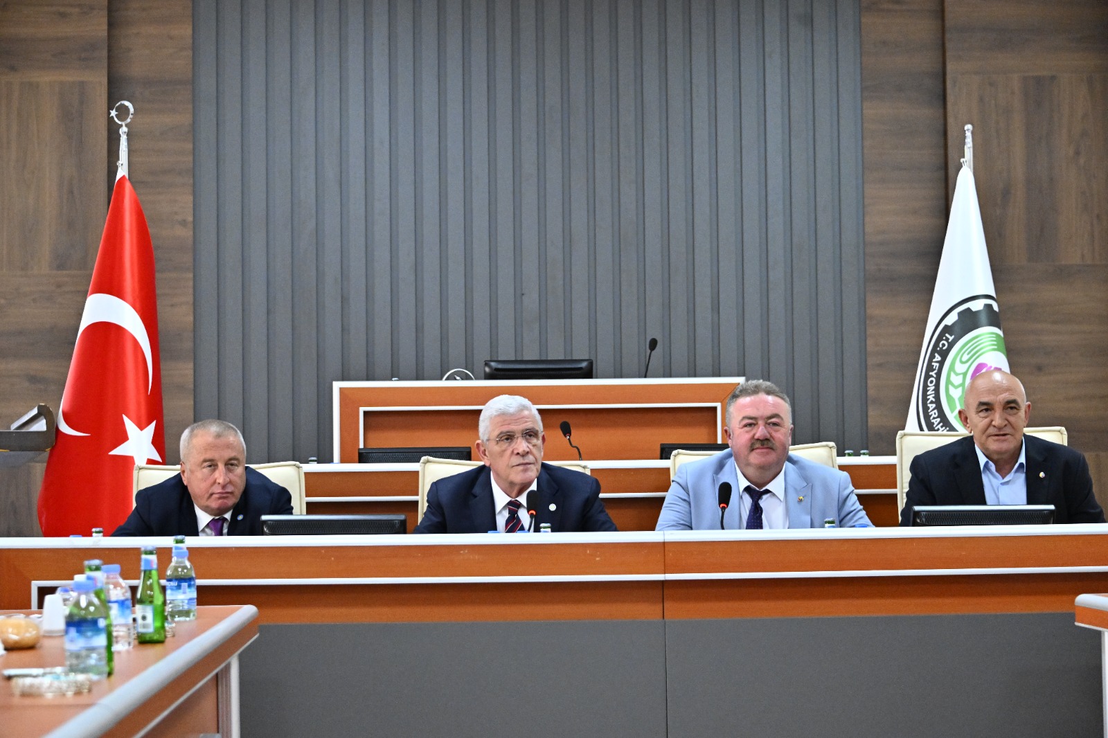İYİ Parti Genel Başkanı Dervişoğlu Afyonkarahisar'da Ekonomik Değerlendirmelerde Bulundu