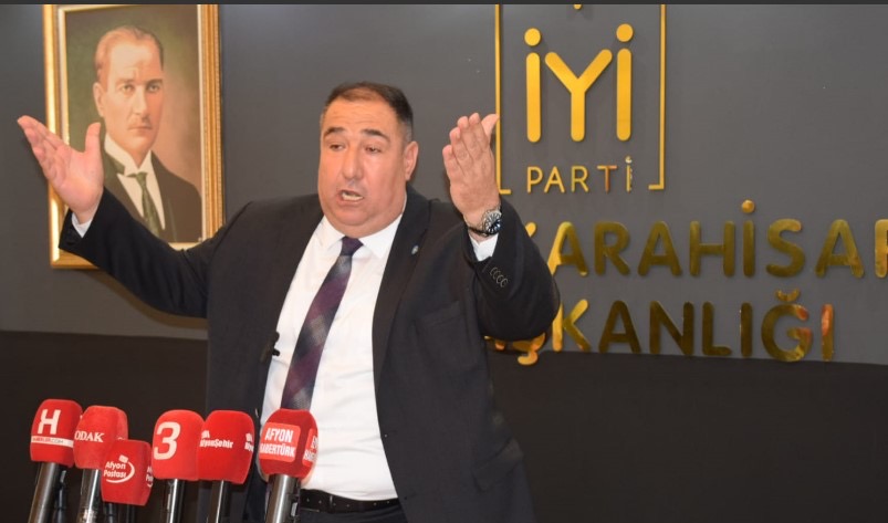 İYİ Parti Afyonkarahisar İl Başkanı Mısırlıoğlu’ndan Kundaklama İddialarına Sert Yanıt:  “Attıkları Çamurda Boğulacaklar”