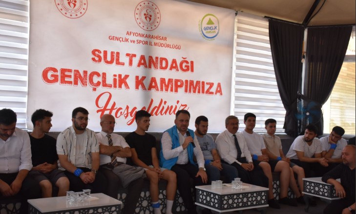 Gençlik ve Spor Bakan Yardımcısı Dr. Enes Eminoğlu, Sultandağı Gençlik Kampı’nda Gençlerle Buluştu