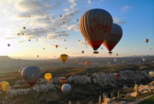 SICAK HAVA BALONLARI DÜNYAYA AÇILDI