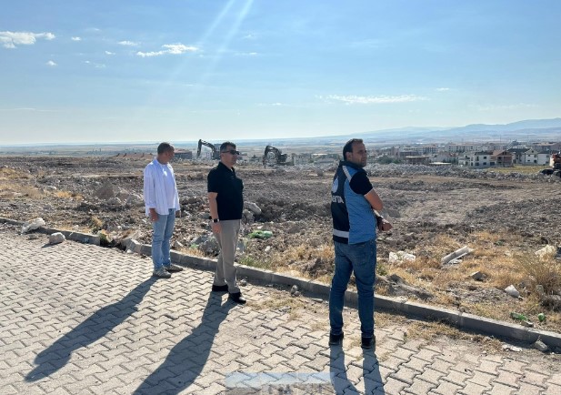 Emirdağ’da 3. Etap TOKİ Konutları İçin İlk Kazma Vuruldu