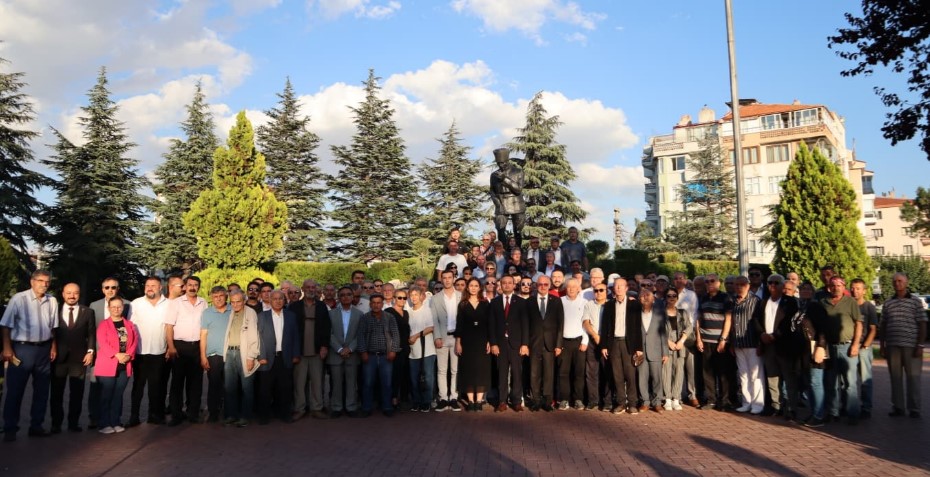CHP’nin 102. Yılı ve İzmir’in Kurtuluşunun 103. Yılı Afyonkarahisar’da Kutlandı