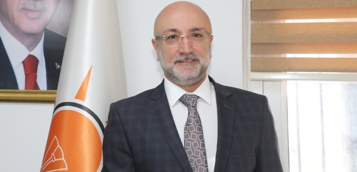 DEMOKRASİYE SAHİP ÇIKMAK HEPİMİZİN GÖREVİDİR.