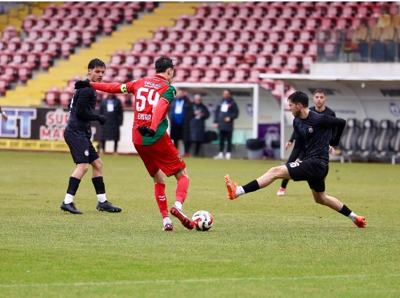 Afyon spor – Karşıyaka Maçı 0-0 Berabere Sonuçlandı