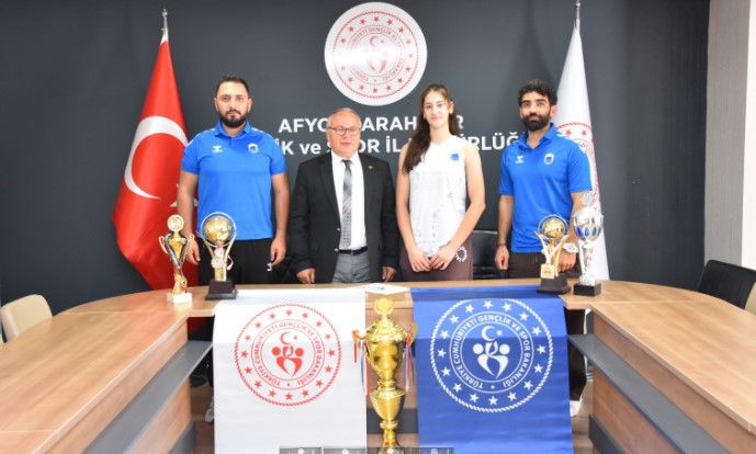 Afyon Gençlik Spor Kulübü “Bizim Gızlar” Transferlerini Tamamladı, Yeni Sezona Fethiye’de Başlıyor