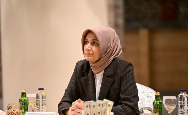 Afyonkarahisar Valisi Doç. Dr. Kübra Güran Yiğitbaşı, Zafer Kalkınma Ajansı 2025 yılının üçüncü Yönetim Kurulu Toplantısı’na katıldı.