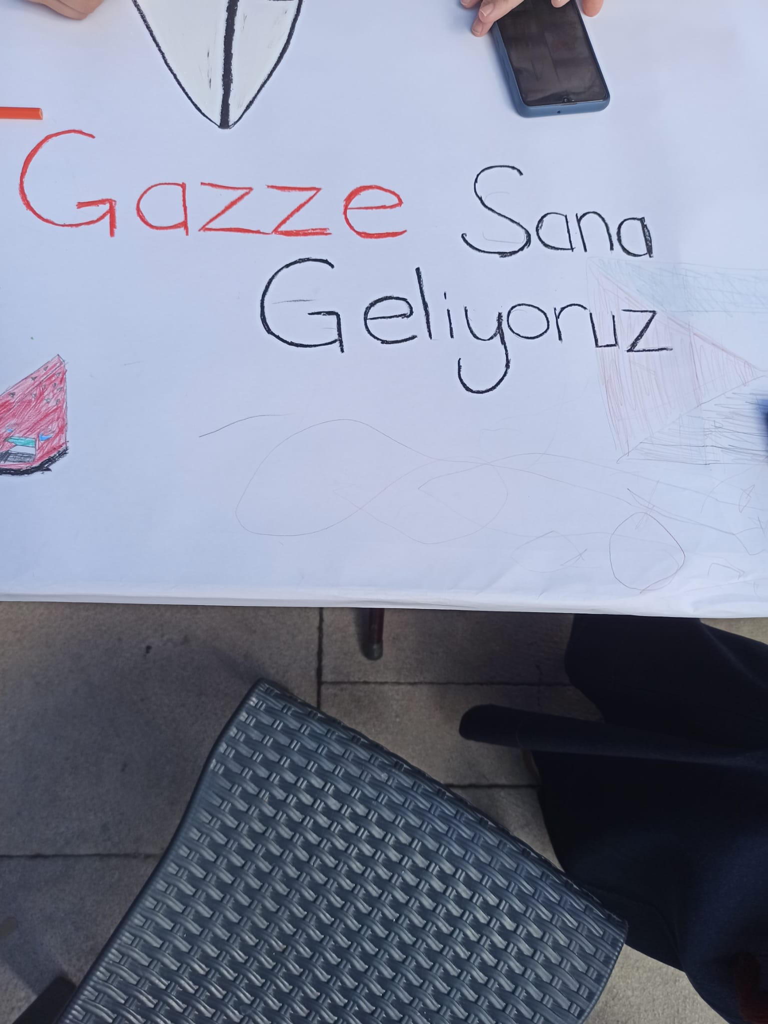 İHH Afyonkarahisar ve Yetim Vakfı iş birliğiyle “Gazze İçin Çiz” projesi hayata geçirildi