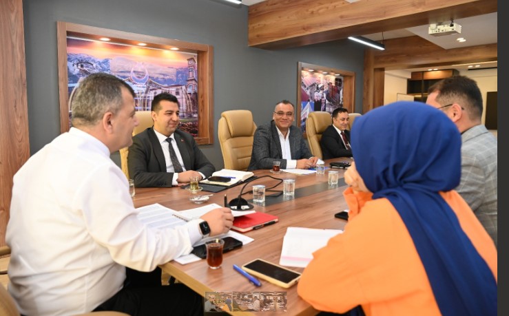 Başkan Koyuncu'dan Haftaya İstişareyle Başladı.