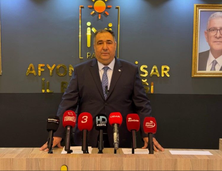 “Cumhuriyet, Türk Milletinin Yeniden Doğuşudur!”