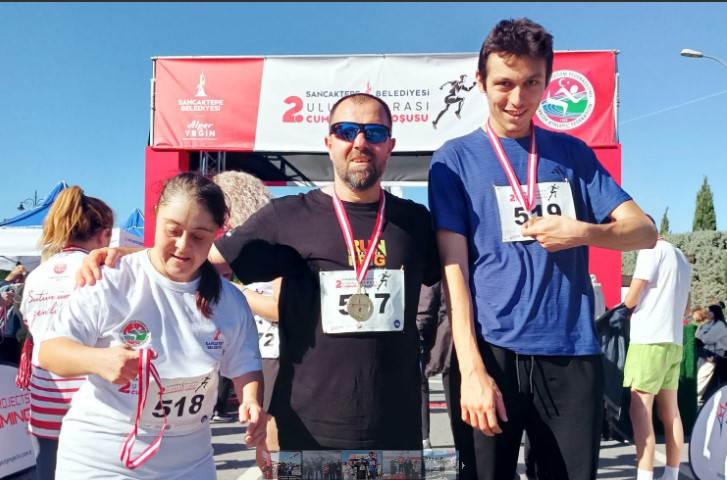 Afyonkarahisarlı Özel Sporcular İstanbul’dan Madalya ve Kupalarla Döndü