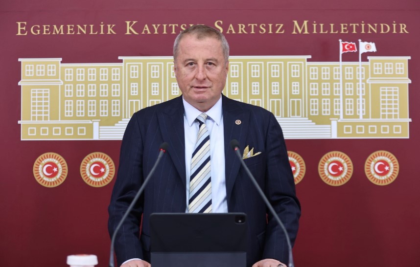 İYİ Parti Genel Başkan Yardımcısı ve Afyonkarahisar Milletvekili Hakan Şeref Olgun, Atatürk’ün ebediyete irtihalinin 87. yıl dönümü dolayısıyla bir mesaj yayımladı.
