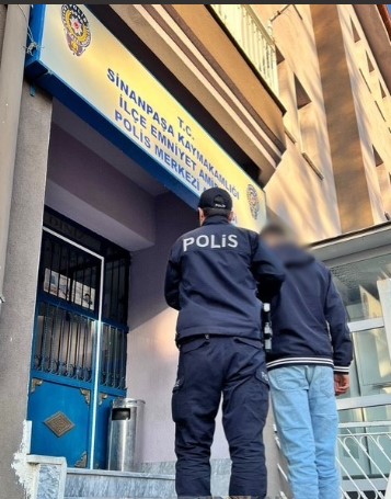 Nitelikli Hırsızlık Suçundan Aranan Şahıs Yakalandı