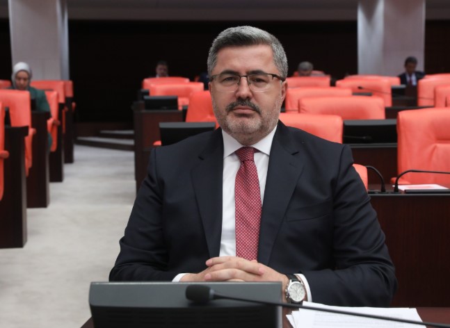 Öğretmenlerimiz; toplumumuzun ahlaki, manevi, kültürel, bilimsel ve teknolojik gelişiminin temel taşıdır.