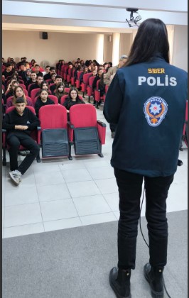Afyonkarahisar’da 480 Kişiye Siber Güvenlik Eğitimi
