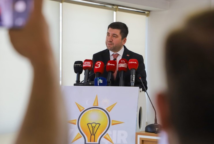 Hiç mi memleket sevdanız yok?