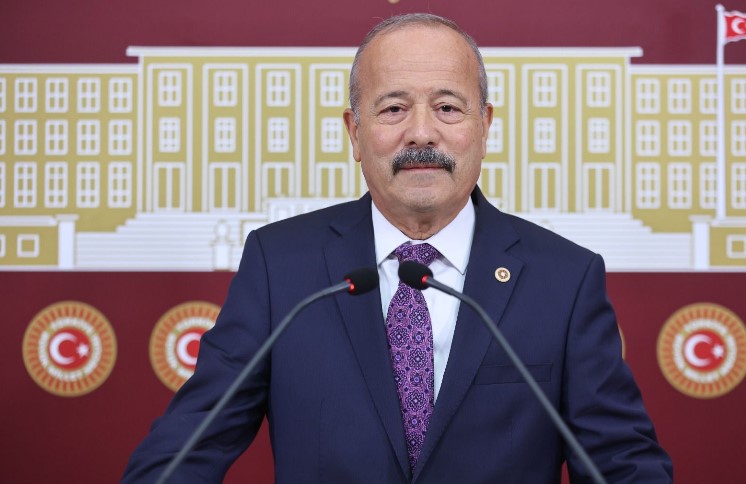 Müge Anlı MHP’li Taytak’a Teşekkür Etti