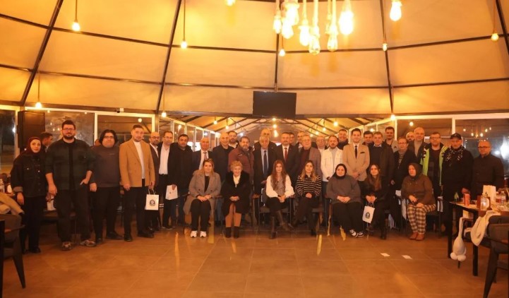 Sandıklı Belediye Başkanı Adnan Öztaş, 10 Ocak Çalışan Gazeteciler Günü dolayısıyla düzenlenen programda basın mensuplarıyla bir araya geldi.