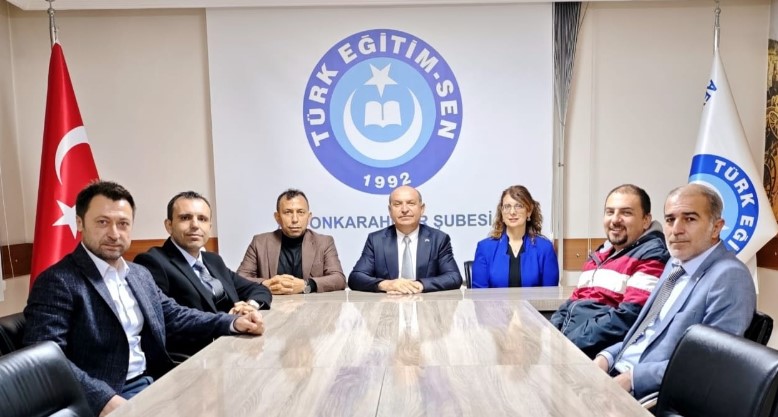 Türk Eğitim Sen Afyonkarahisar Şube Başkanı Muhtar Demirci, 2025–2026 Eğitim Öğretim Yılı I. Dönem sonu değerlendirmelerini kamuoyu ile paylaştı.