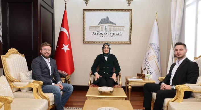 VALİ YİĞİTBAŞI, TÜRKİYE BİNİCİLİK FEDERASYONU İL TEMSİLCİSİ UYSAL’I KABUL ETTİ