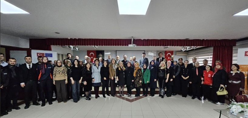 Milletvekili Taytak’tan “farkımda mısın?” Projesine Baştan Sona Destek