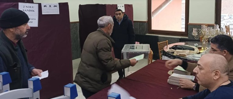 Afyonkarahisar Kahveciler ve Emlakçılar Odası’nın olağan genel kurulunda seçim heyecanı yaşanıyor