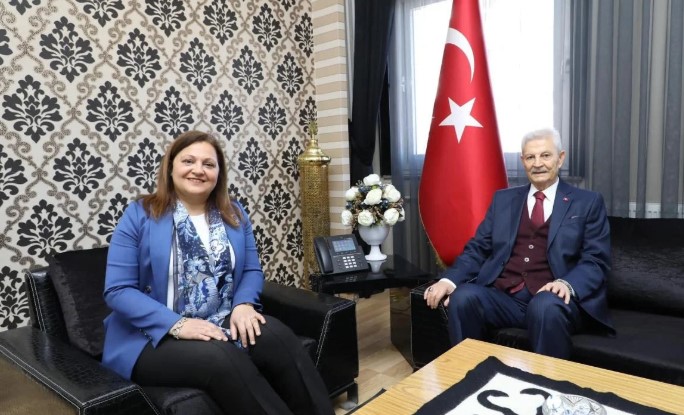 AFYONKARAHİSAR’A DEV KÜLTÜR MERKEZİ YAPILIYOR