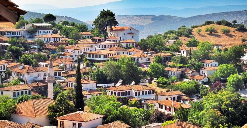 AFYONKARAHİSAR DA KÖY NÜFUSLARI ACIKLANDI.