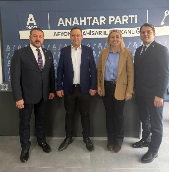 Anahtar Parti Afyonkarahisar İl Başkanlığımızda katılımlar artarak devam ediyor, teşkilatımız her geçen gün daha da güçleniyor!