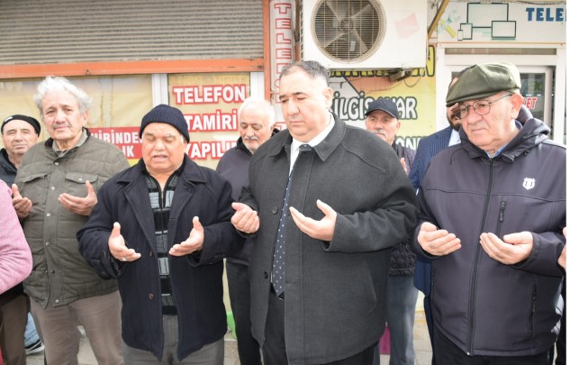 ASRIMIZIN DEDE KORKUT’U OZAN ARİF, SANDIKLI’DA DUALARLA ANILDI