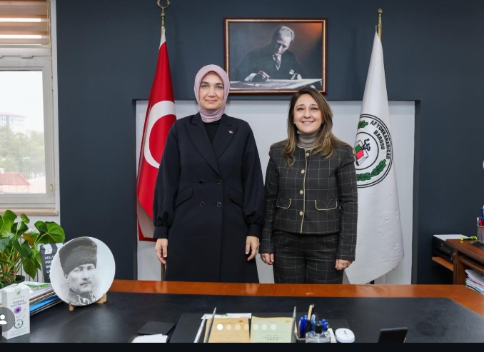 Afyonkarahisar Valisi Kübra Güran Yiğitbaşı’ndan Afyonkarahisar Barosu’na Veda Ziyareti