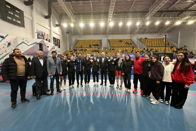 TAYTAK, TAŞOLUK GÜREŞ KULÜBÜ SPORCULARINI ANKARA’DA YALNIZ BIRAKMADI