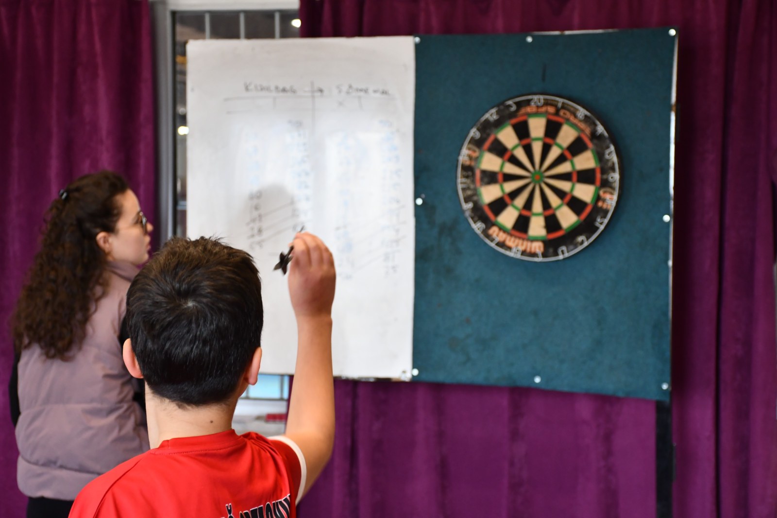 Yıldız Erkekler Dart’ta Şampiyon Şehit Ömer Halisdemir Ortaokulu