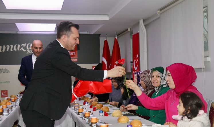 SAADET PARTİSİ'NDEN ŞEHİT AİLELERİ VE GAZİLERE ANLAMLI İFTAR